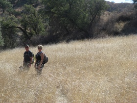 Jerry and Andrea hiking in Cott Tank Drainage on AZT Passage 3.
