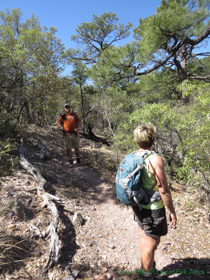 Cheetah and Shaun hiking along AZT Passage 4.