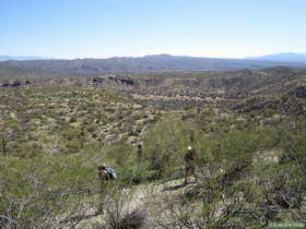 Andrea and Raquel hiking along AZT Passage 14.