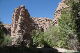 Hiking in Hell Hole Canyon