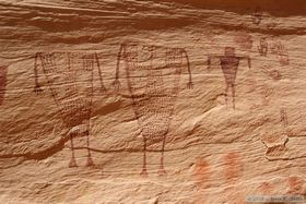 Pictographs at Green Mask Spring in Sheiks Canyon.