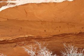 Pictographs at Green Mask Spring in Sheiks Canyon.