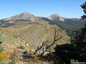 Trailriders Wall with the Truchase Peaks in the background.