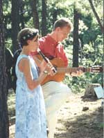 Second cousing Laura and cousin Dan sing 'Shannon's Wedding', adapted from the traditional tune 'Maire's Wedding'.